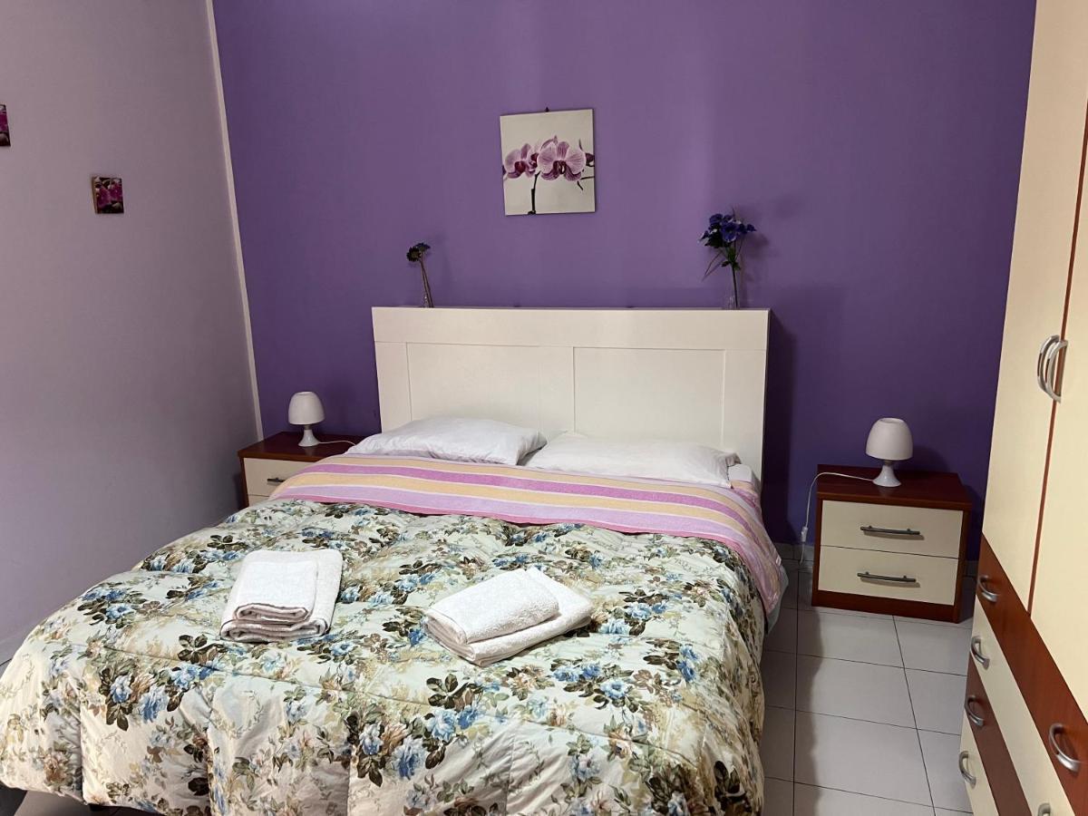 Bed and Breakfast The Artists Acireale Exterior foto
