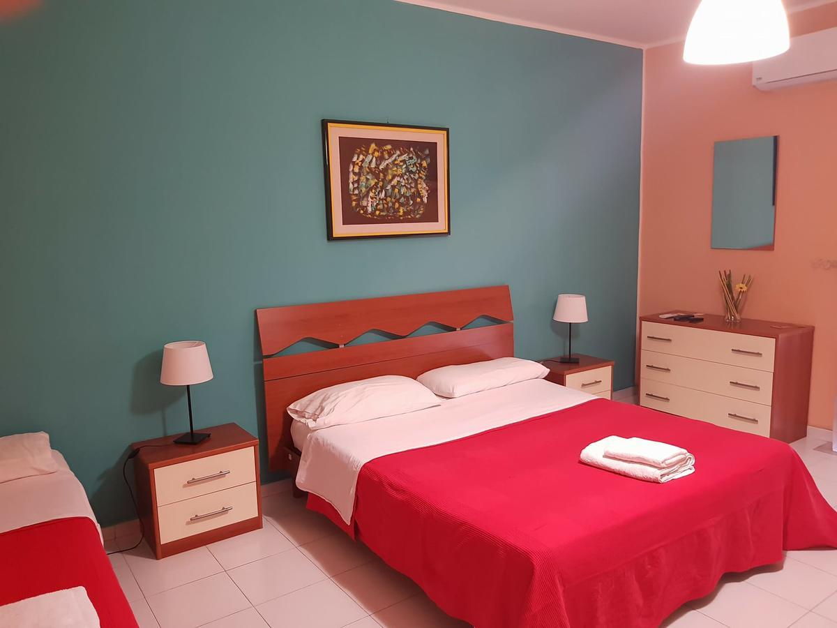 Bed and Breakfast The Artists Acireale Exterior foto